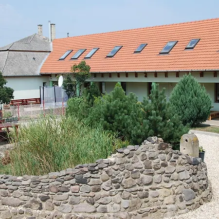 Casa de hóspedes Hegyalja Panzio Abaújszántó
