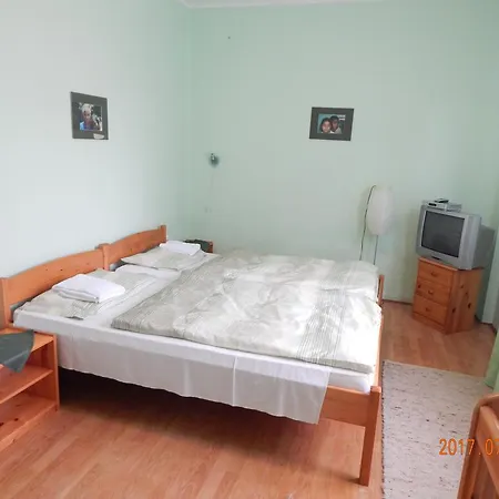 Casa de hóspedes Hegyalja Panzio Abaújszántó